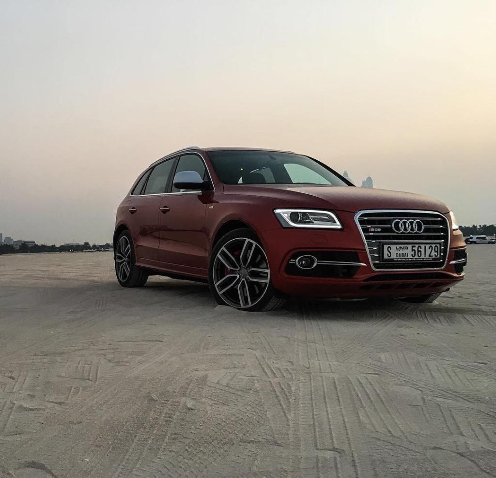 394464AUDISQ52161.jpg