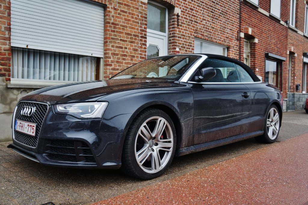 395047601RS5CABRIOLET.jpg