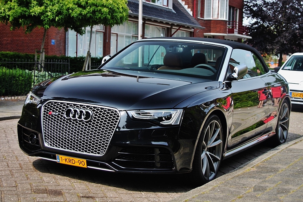 396654382RS5CABRIOLET.jpg