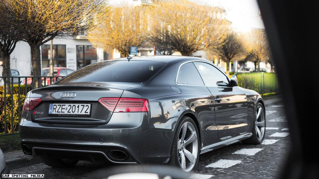 398660AUDIRS53238.jpg