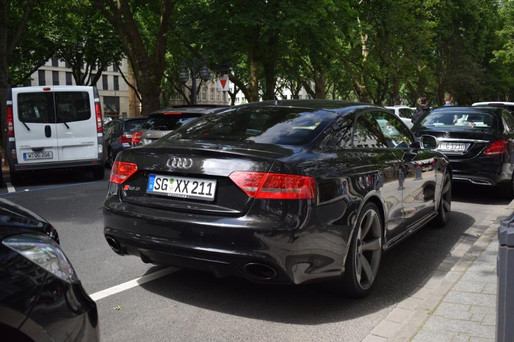 398835AUDIRS53213.jpg