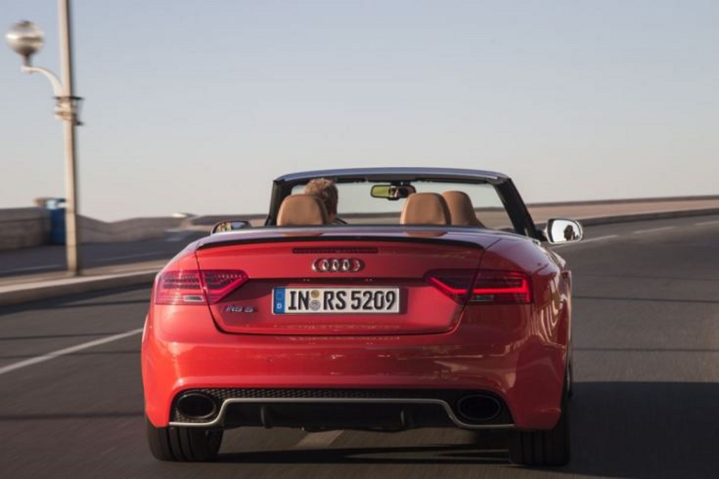 398884077RS5CABRIOLET.jpg