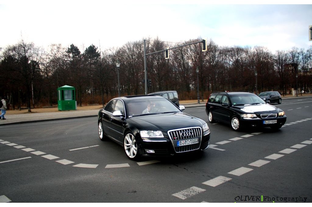 401309348S8ESQUIROU.jpg