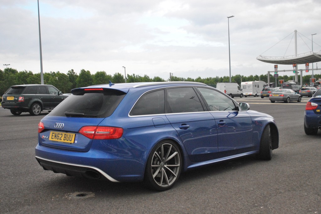 401455RS4B81201.jpg