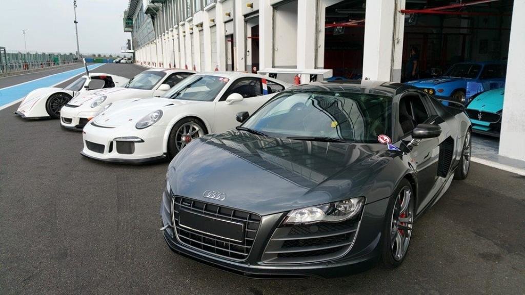 402412R8GT1517.jpg