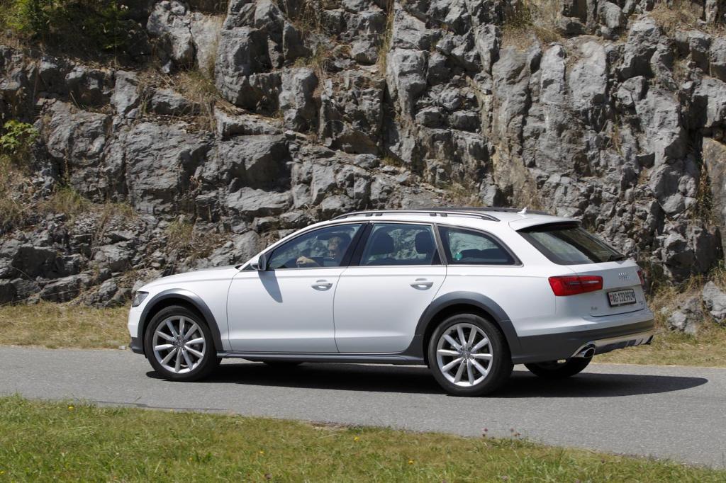 402764361AUDIA6C7ALLROAD.jpg