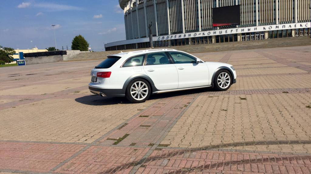 4040911025AUDIA6C7ALLROAD.jpg
