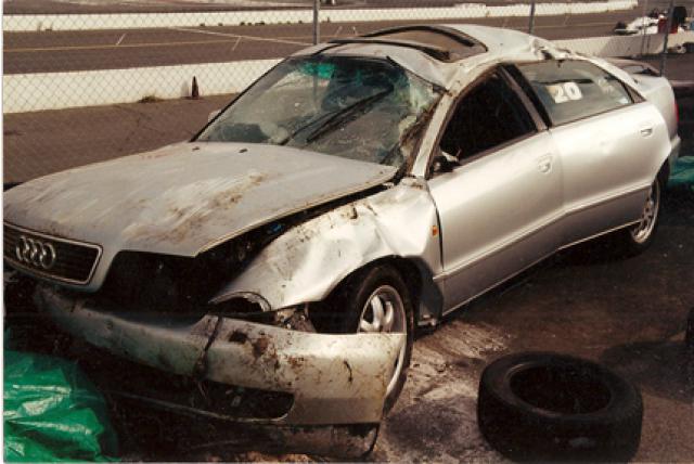 404584Web_Audi_crash.jpg