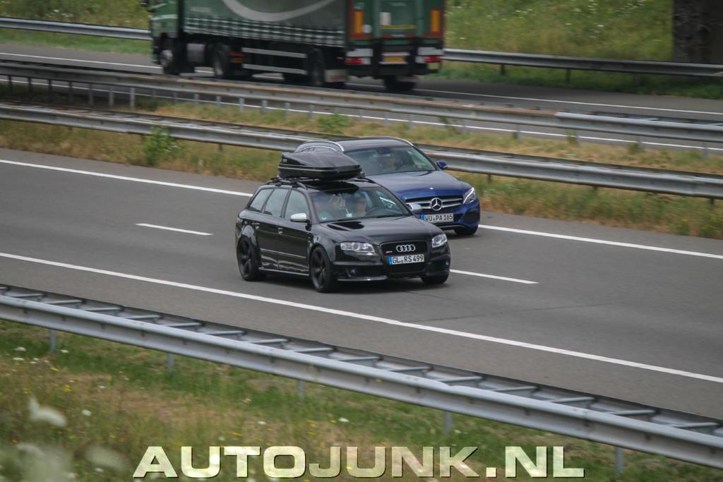 404738AUDIRS43097.jpg
