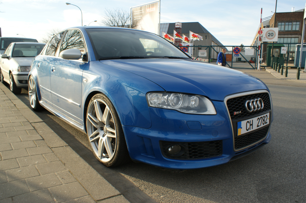 405155AUDIRS41824.jpg