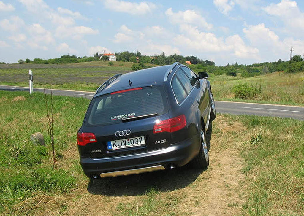 40672183AUDIA6C6ALLROAD.jpg