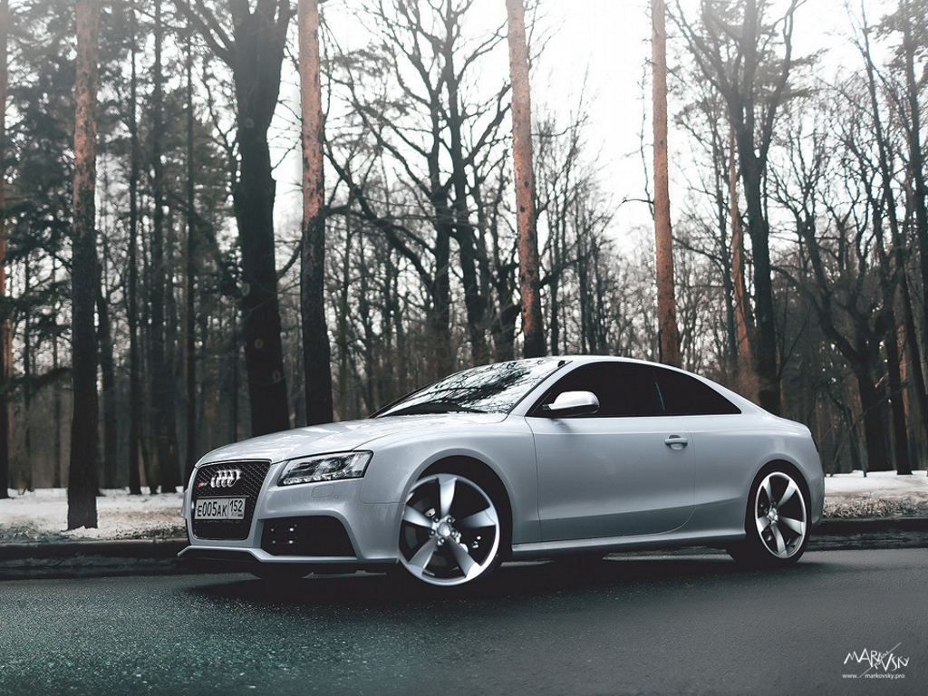 407817AUDIRS5444.jpg