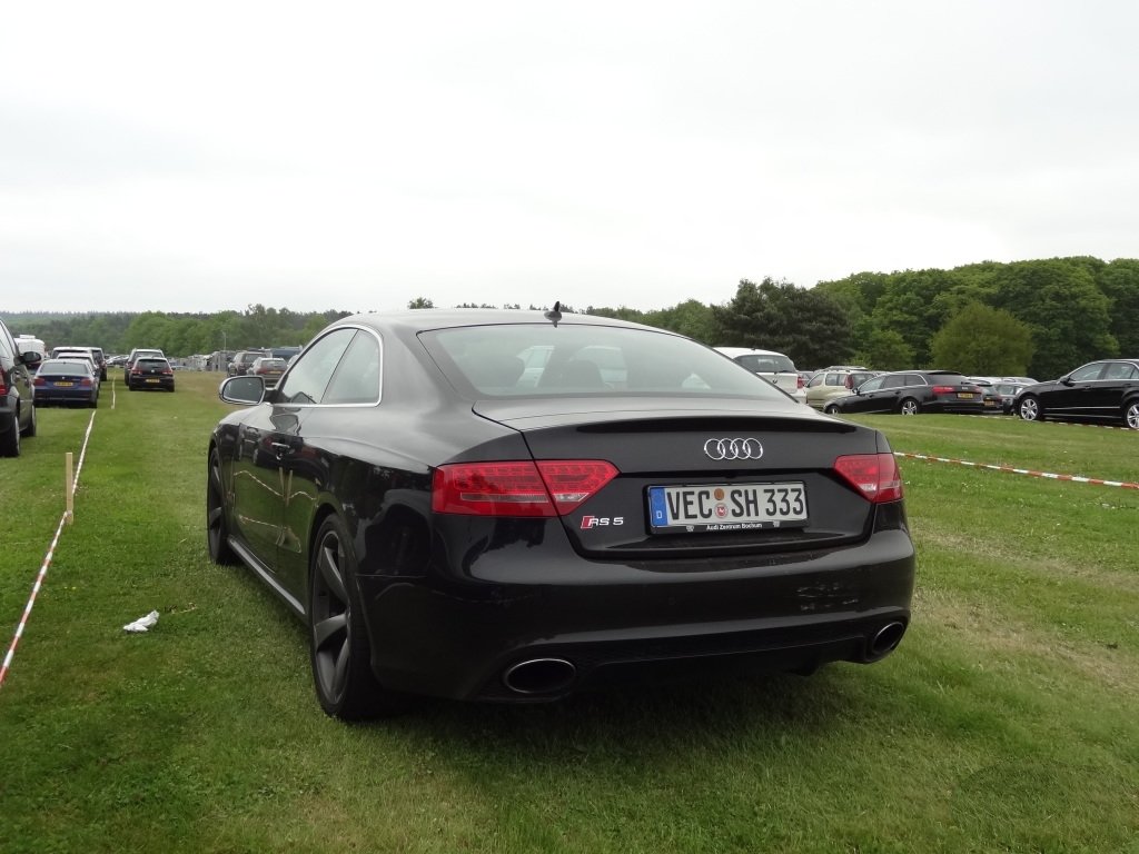 408411AUDIRS51011.jpg