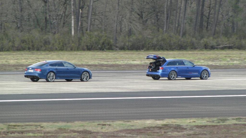 408629AUDIBA118133.jpg
