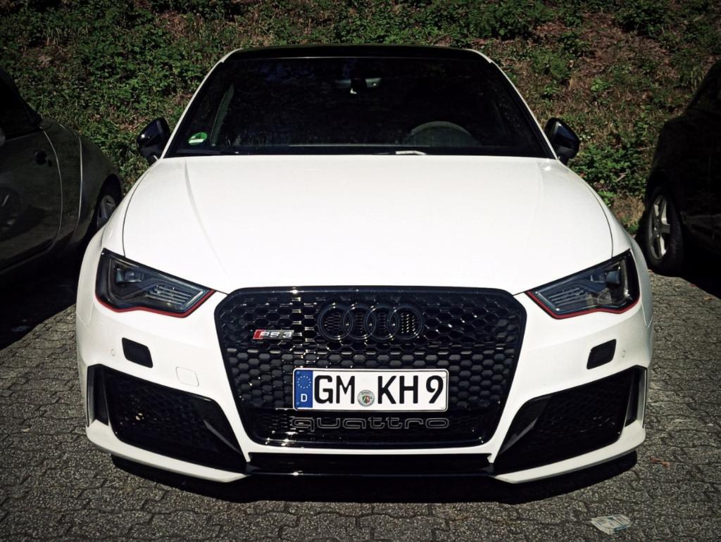 408743RS38V1516.jpg