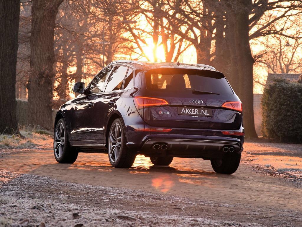 408796AUDISQ51753.jpg
