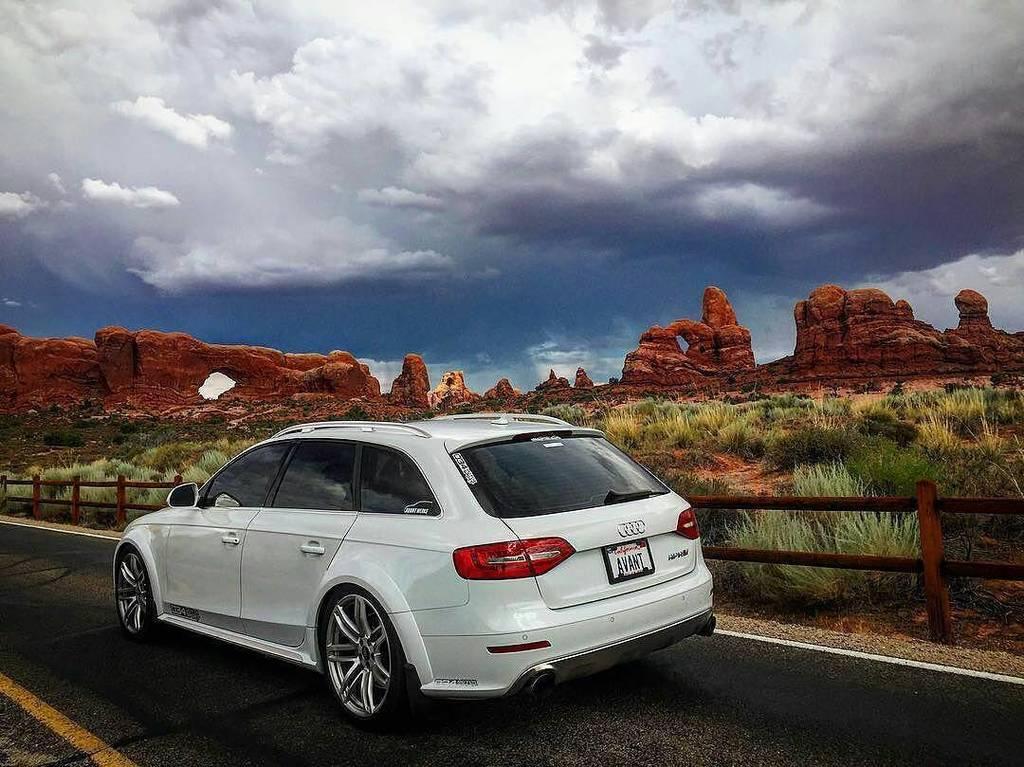 4094011777AUDIA4ALLROAD.jpg