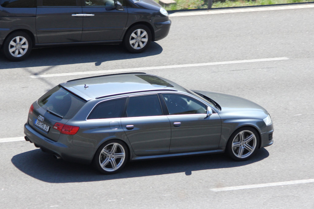 411343RS61276.jpg