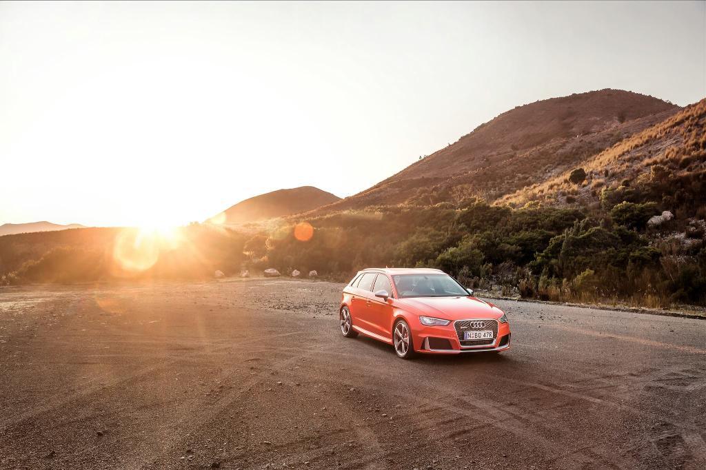 412579RS38V1050.jpg