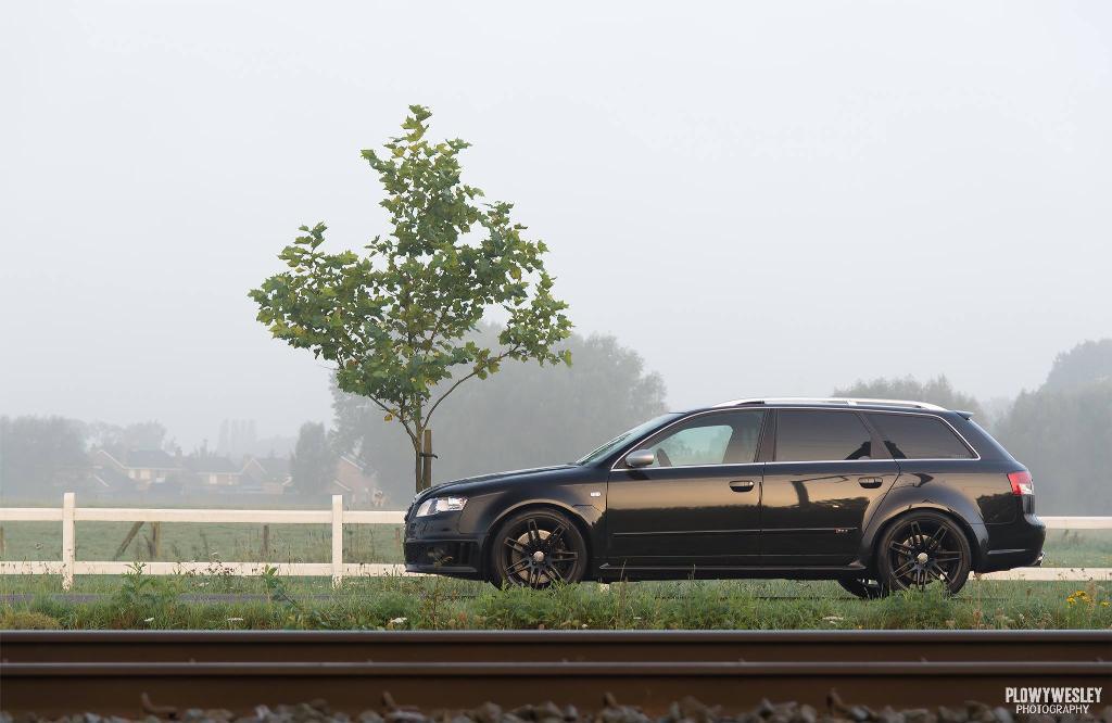 413862AUDIRS41442.jpg