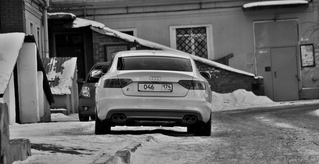 414744S5SB110212ESQUIROU005.jpg