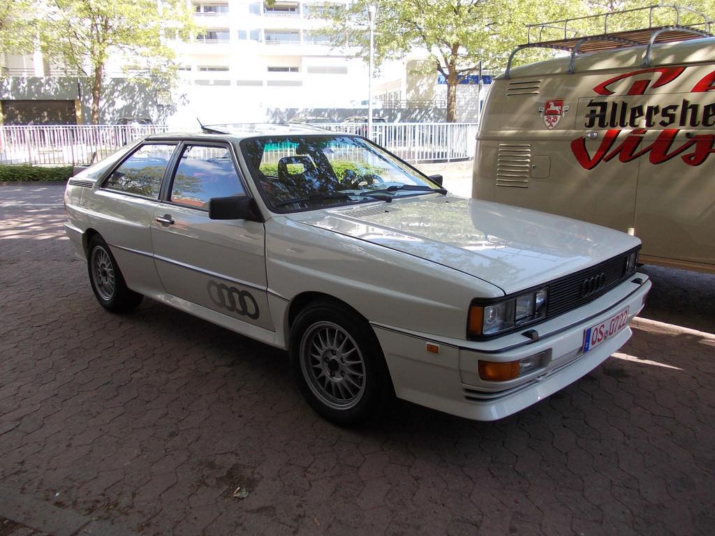 415192URQUATTRO561.jpg