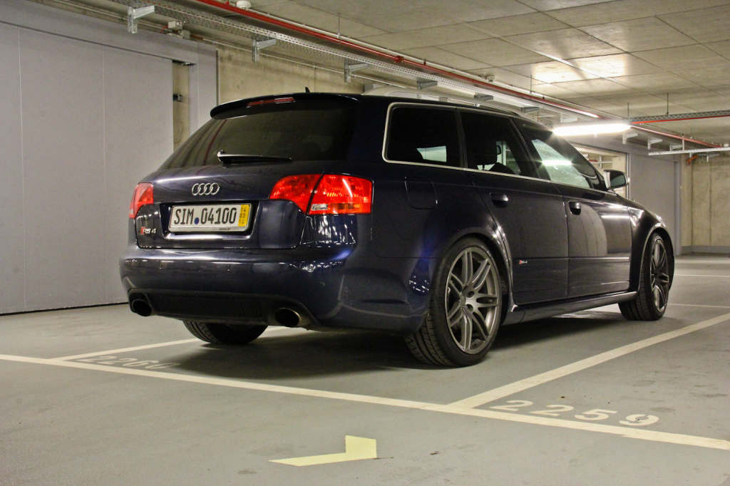 415399AUDIRS41094.jpg