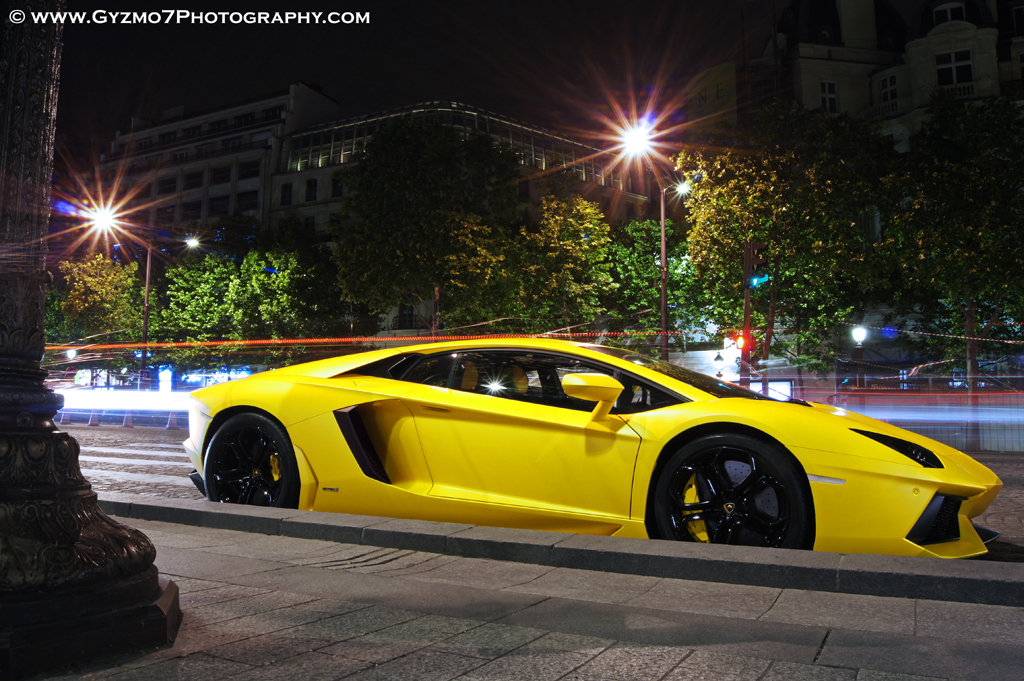 415812605LAMBORGHINIAVENTADORESQUIROU.jpg