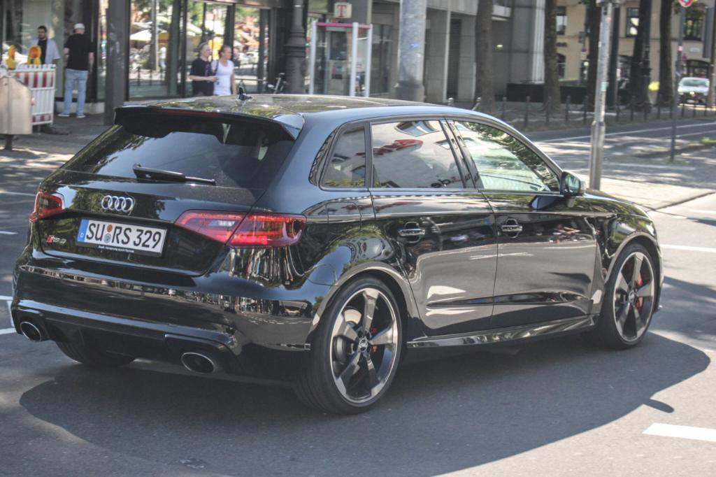 415867RS38V1567.jpg