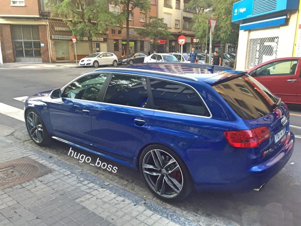 416930RS62289.jpg
