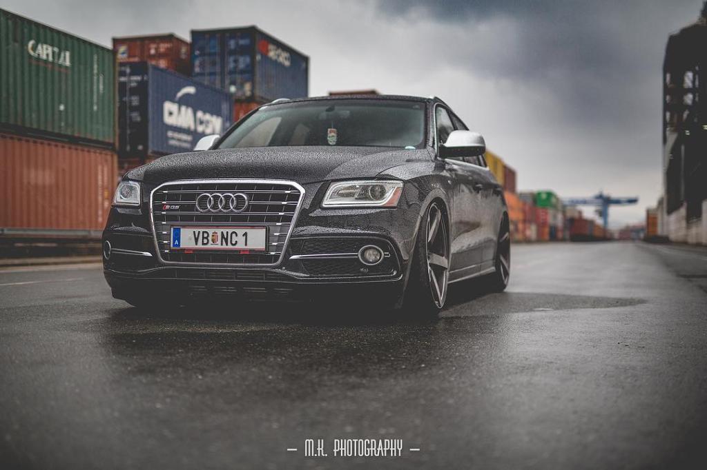 417518AUDISQ52165.jpg