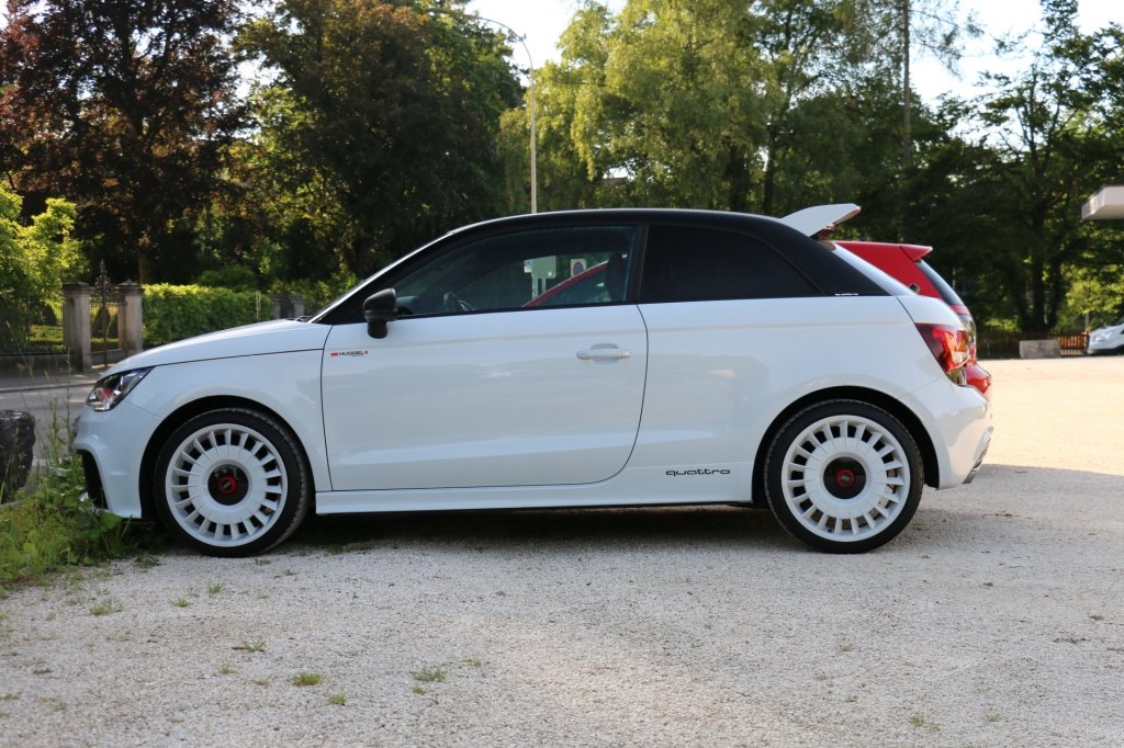 418366A1QUATTRO914.jpg