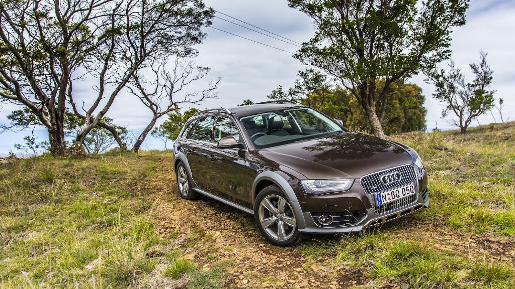 4194041200AUDIA4ALLROAD.jpg