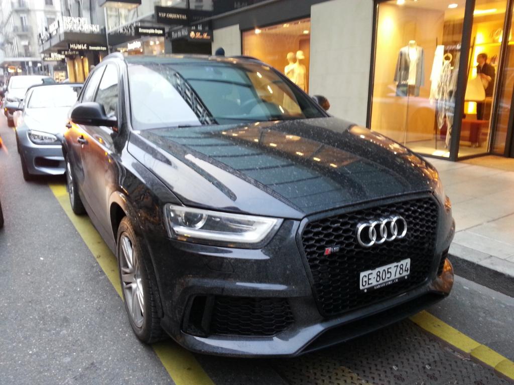 419937RSQ32119.jpg