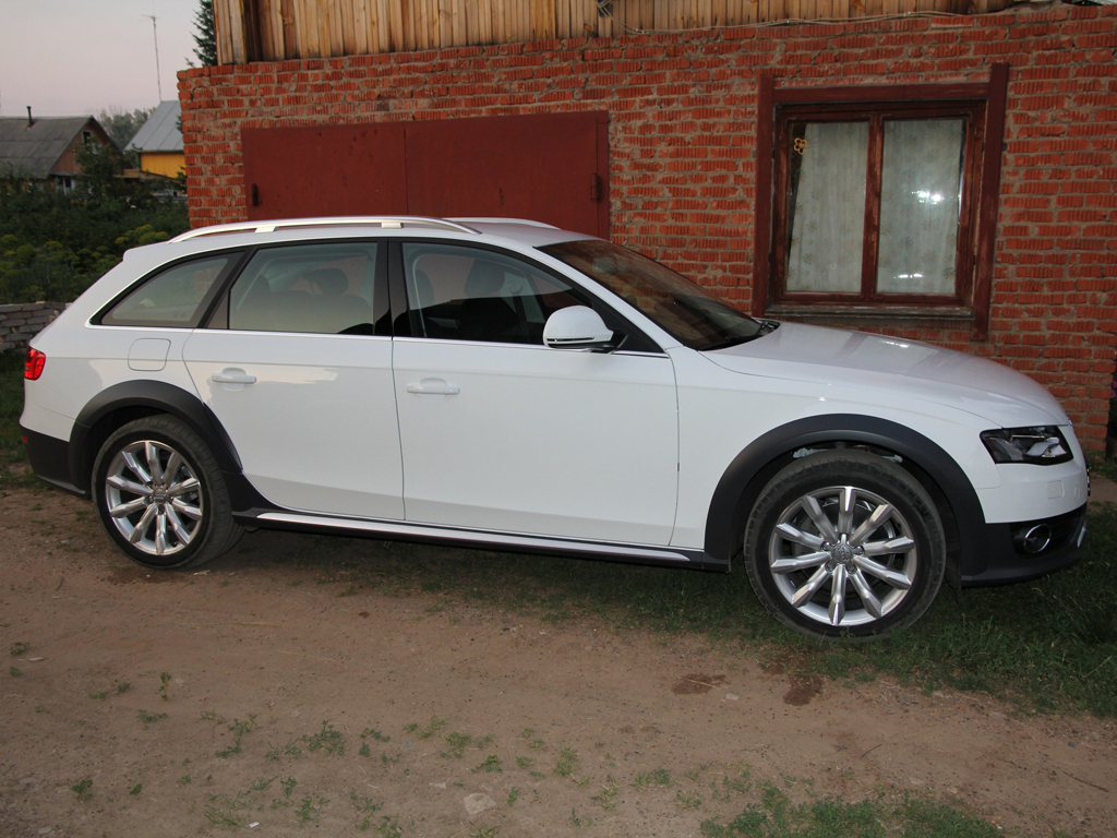 420606123AUDIA4ALLROAD.jpg