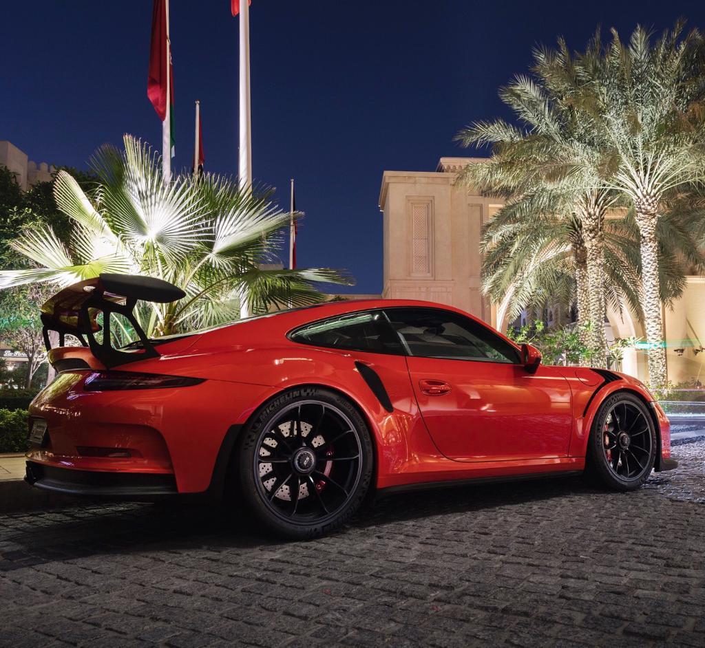 4215440218PORSCHE991GT3RS.jpg