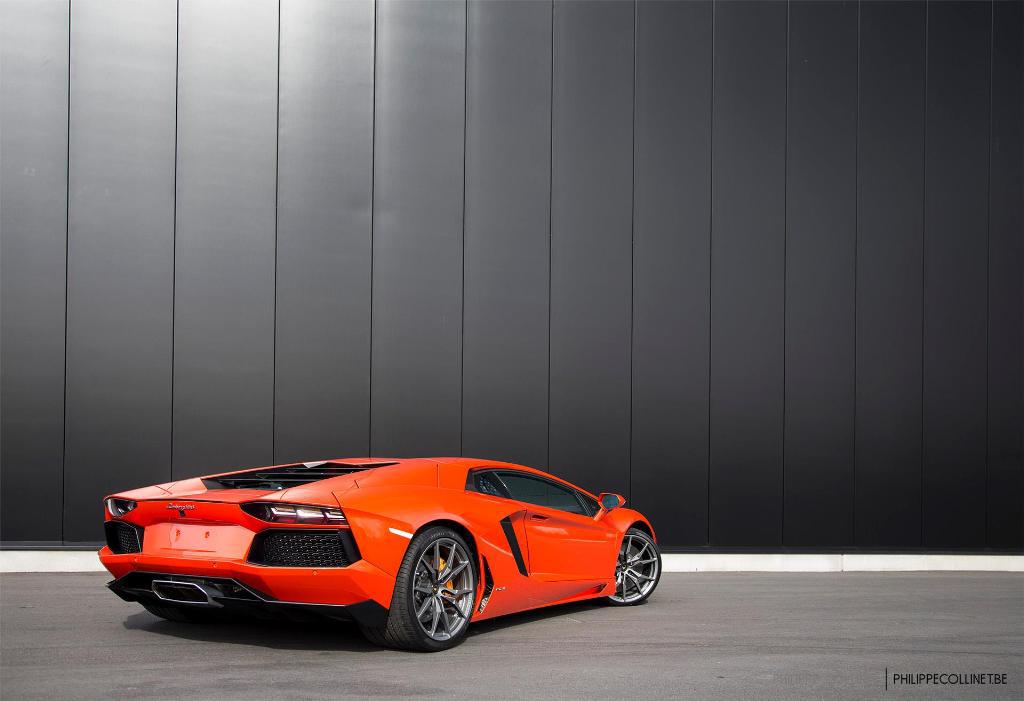 422683722LAMBORGHINIAVENTADOR.jpg