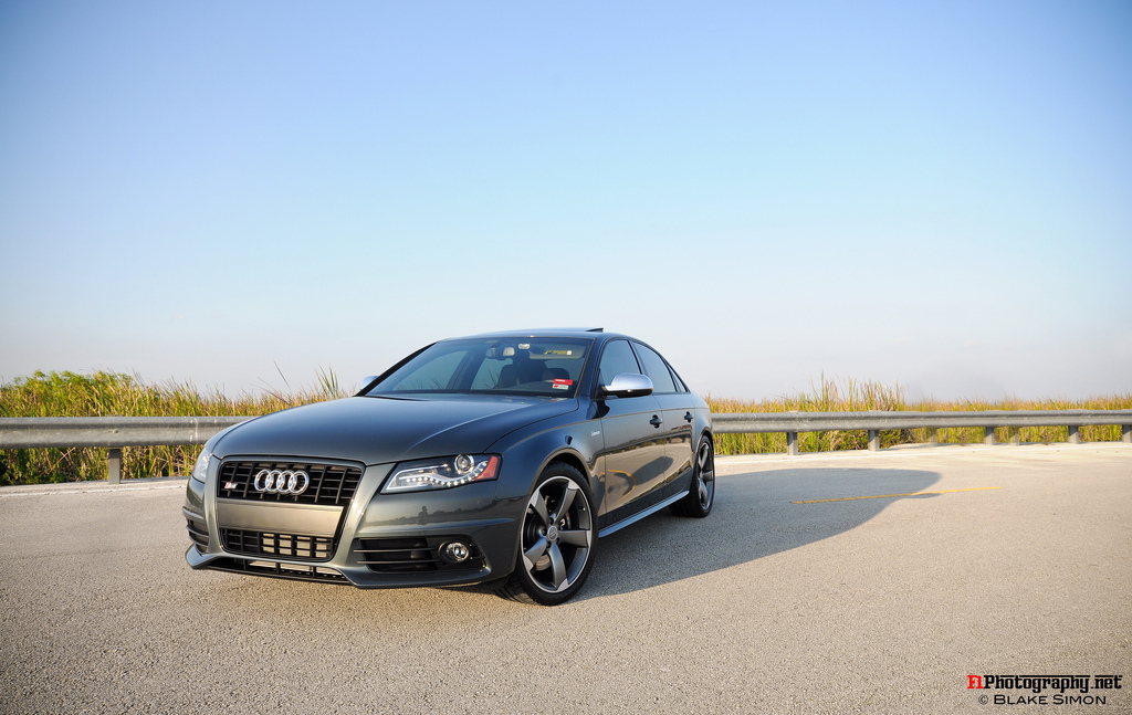 422704105S4ESQUIROU.jpg