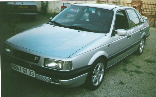 42304810PASSATGL16DTURBO.jpg