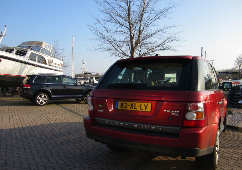 423433W12TOUAREG327ESQUIROU.jpg