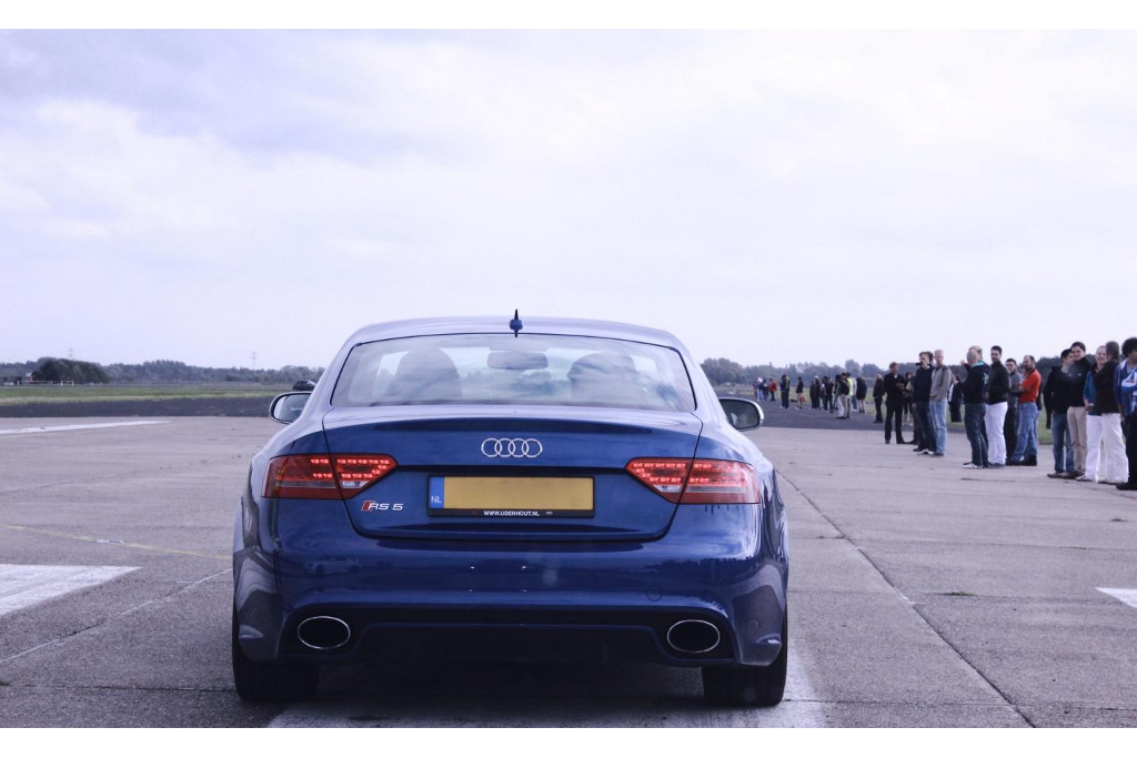 424087AUDIRS5503.jpg