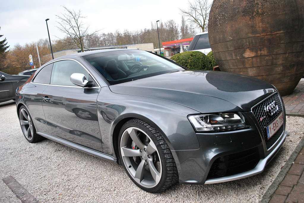 425230AUDIRS5768.jpg