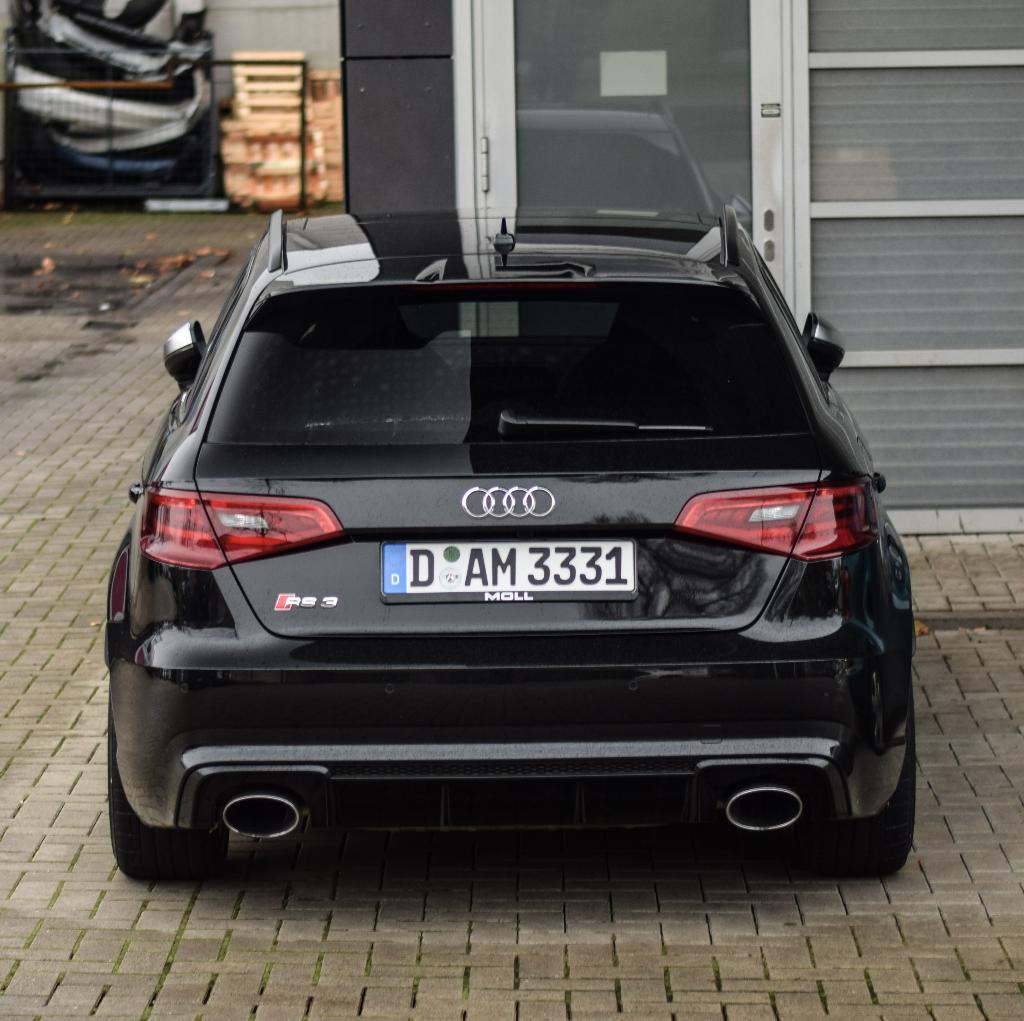 426186RS38V0764.jpg