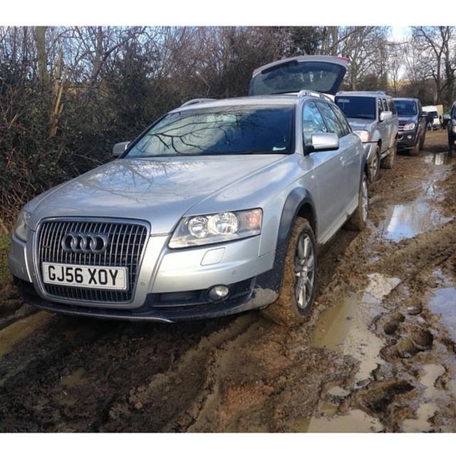 426414642AUDIA6C6ALLROAD.jpg