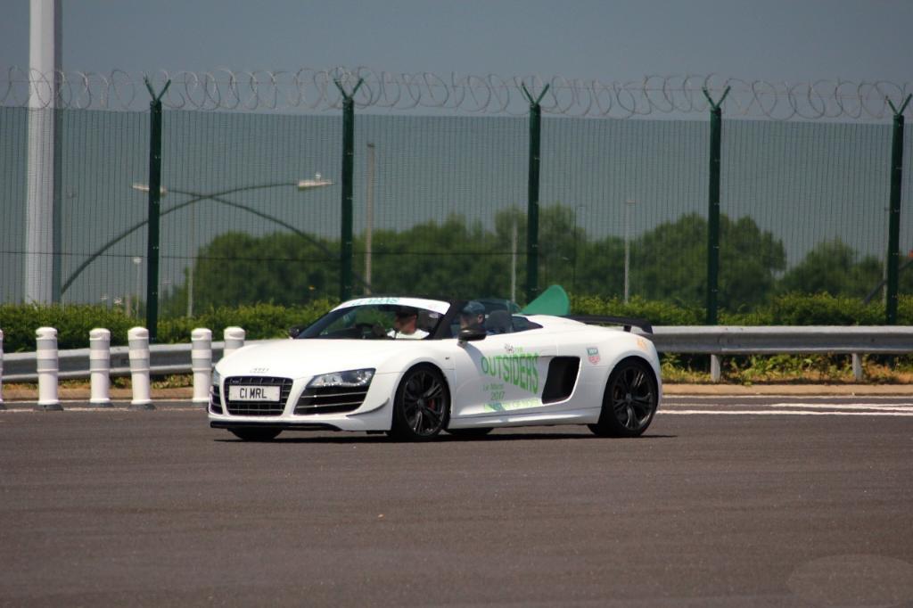 426578R8GT1934.jpg