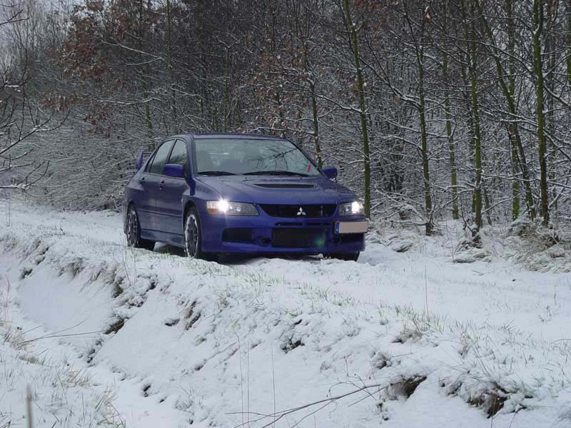 426864118NEIGEESQUIROU.jpg