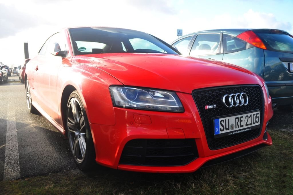426916AUDIRS5667.jpg
