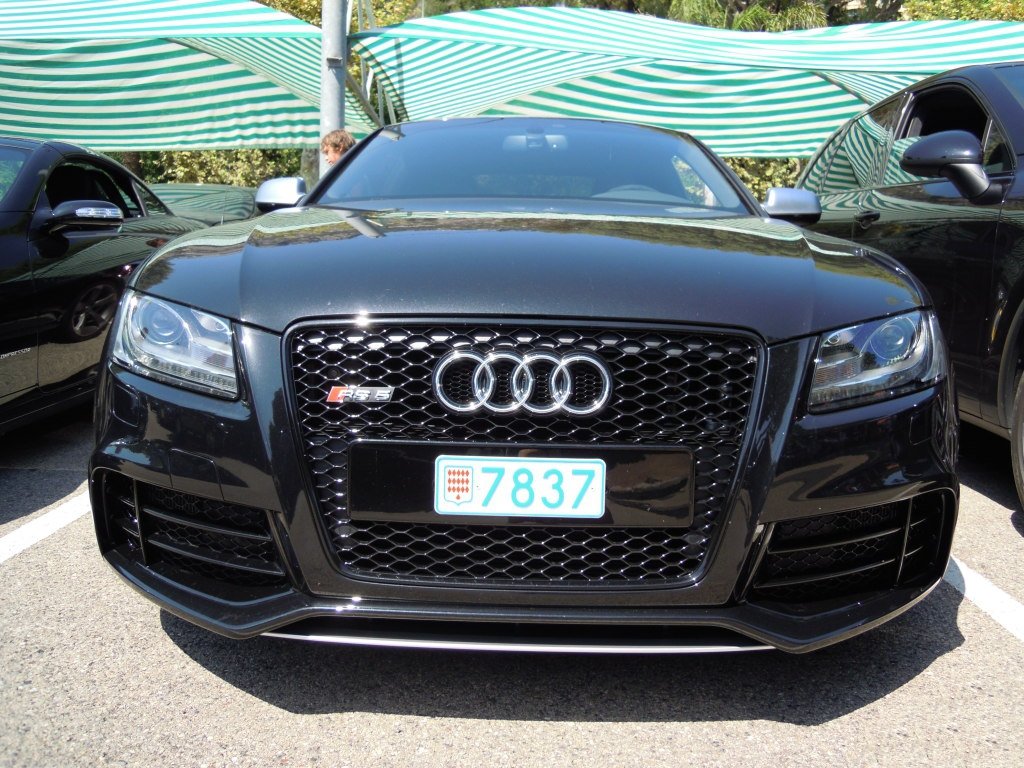 428310AUDIRS5784.jpg