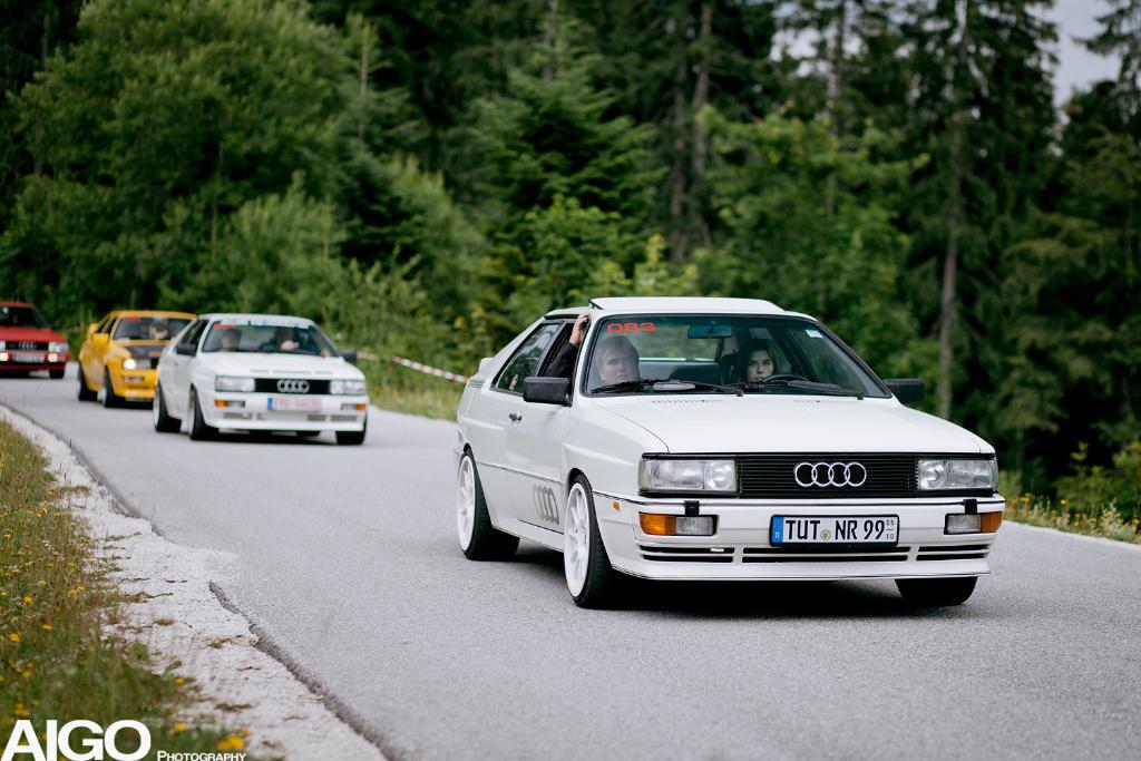 433358URQUATTRO1989.jpg