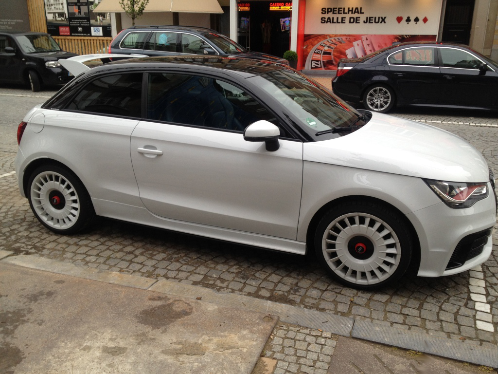 434956A1QUATTRO204.jpg
